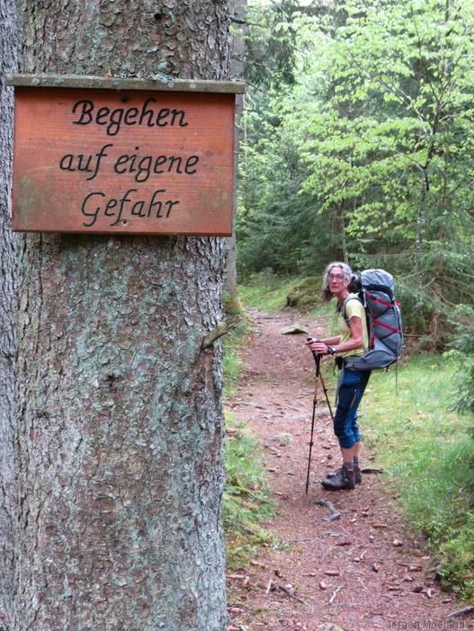 Duits-grondig waarschuwingsbordje - Blogout