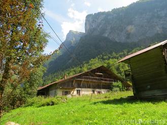 De buitenwijken van Samoëns - Blogout