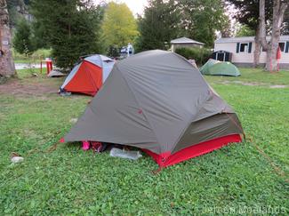 Op het GR5-kampeerveldje op de camping in Samoëns - Blogout