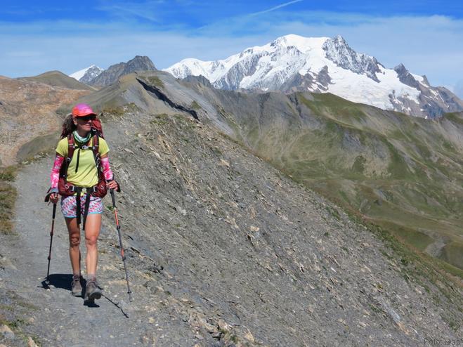 Op de Crête des Gittes met de Mont Blanc op de achtergrond - Blogout