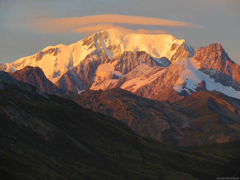 De laatste zonnestralen op de Mont Blanc - Blogout